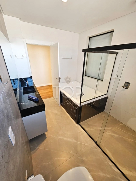 APARTAMENTO EM MEIA PRAIA: 11ª foto da galeria de imagens do imóvel