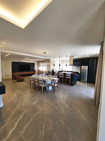 APARTAMENTO EM MEIA PRAIA: 4ª foto da galeria de imagens do imóvel