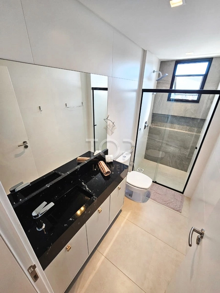 APARTAMENTO EM MEIA PRAIA: 15ª foto da galeria de imagens do imóvel