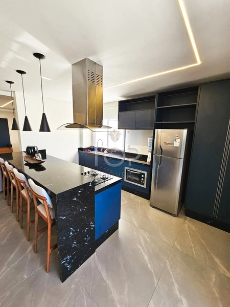 APARTAMENTO EM MEIA PRAIA: 6ª foto da galeria de imagens do imóvel