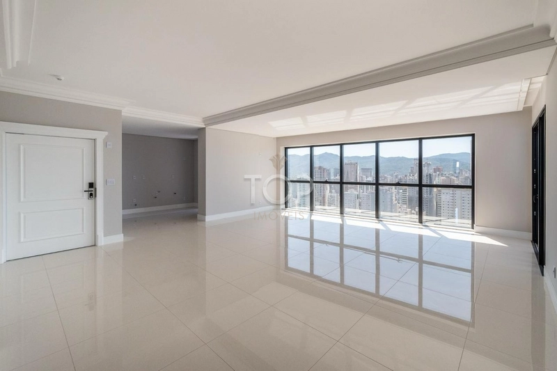 APARTAMENTO PRONTO EM MEIA PRAIA: 22ª foto da galeria de imagens do imóvel