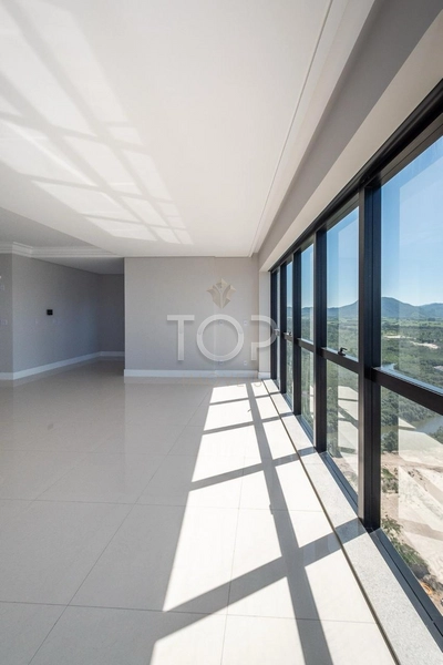 APARTAMENTO PRONTO EM MEIA PRAIA: 24ª foto da galeria de imagens do imóvel