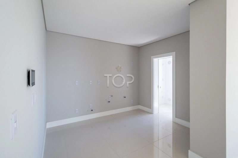 APARTAMENTO PRONTO EM MEIA PRAIA: 36ª foto da galeria de imagens do imóvel