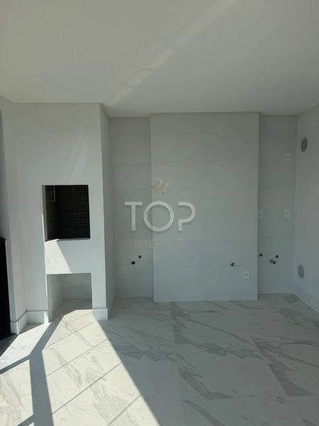 APARTAMENTO PRONTO COM VISTA MAR EM BALNEÁRIO PEREQUE: 3ª foto da galeria de imagens do imóvel