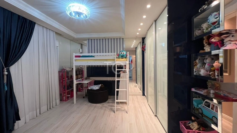 APARTAMENTO MOBILIADO COM VISTA MAR EM MEIA PRAIA: 10ª foto da galeria de imagens do imóvel