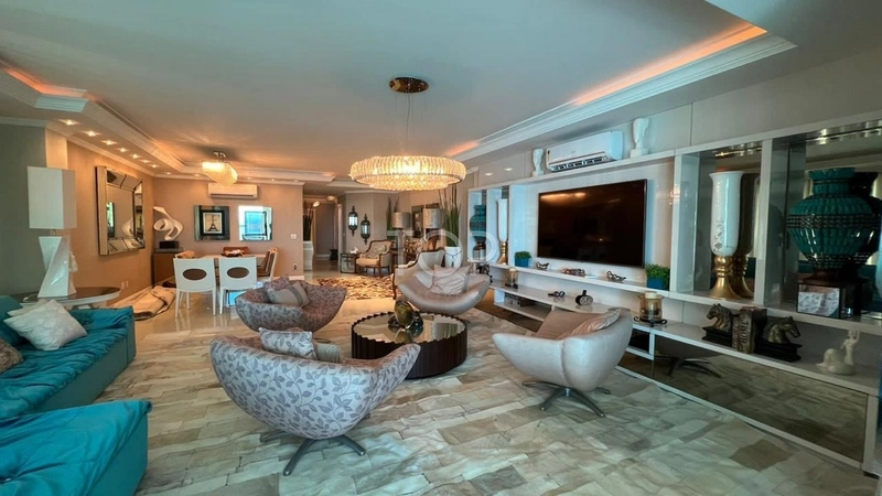 APARTAMENTO MOBILIADO COM VISTA MAR EM MEIA PRAIA: 17ª foto da galeria de imagens do imóvel
