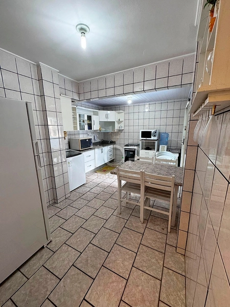 APARTAMENTO DIFERENCIADO A 200 METROS DO MAR EM MEIA PRAIA ITAPEMA-SC: 8ª foto da galeria de imagens do imóvel