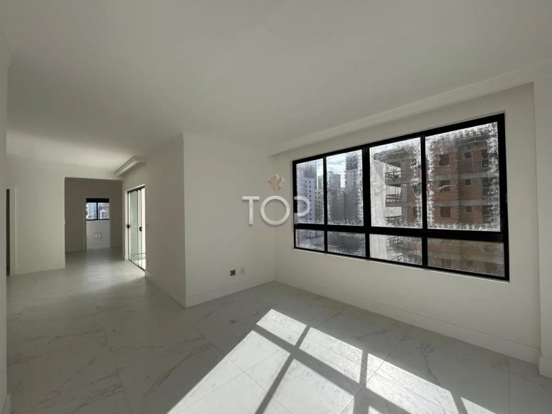 APARTAMENTO PRONTO NA MEIA PRAIA 3 SUÍTES 2 VAGAS NOVO: 2ª foto da galeria de imagens do imóvel