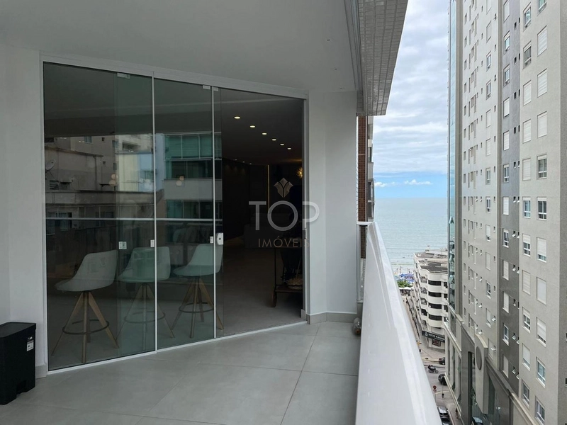 APARTAMENTO 4 SUÍTES NA MEIA PRAIA: 13ª foto da galeria de imagens do imóvel