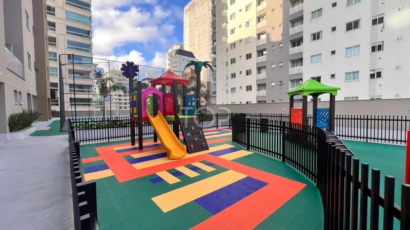 SOFISTICAÇÃO E CONFORTO NO CORAÇÃO DE MEIA PRAIA: 44ª foto da galeria de imagens do imóvel