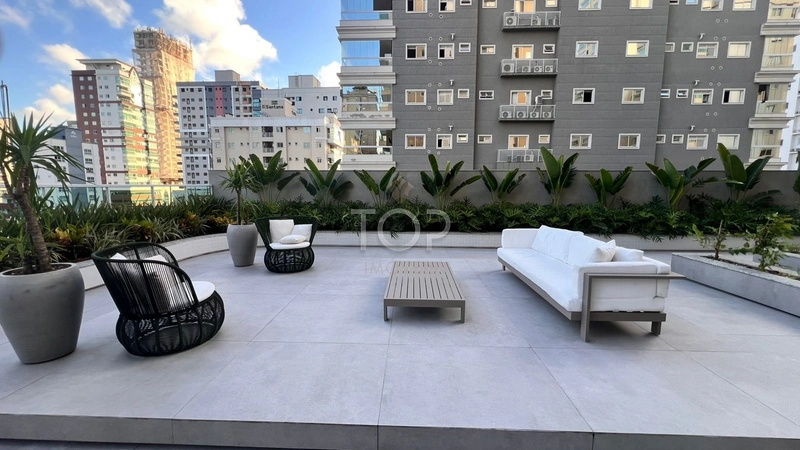 SOFISTICAÇÃO E CONFORTO NO CORAÇÃO DE MEIA PRAIA: 50ª foto da galeria de imagens do imóvel