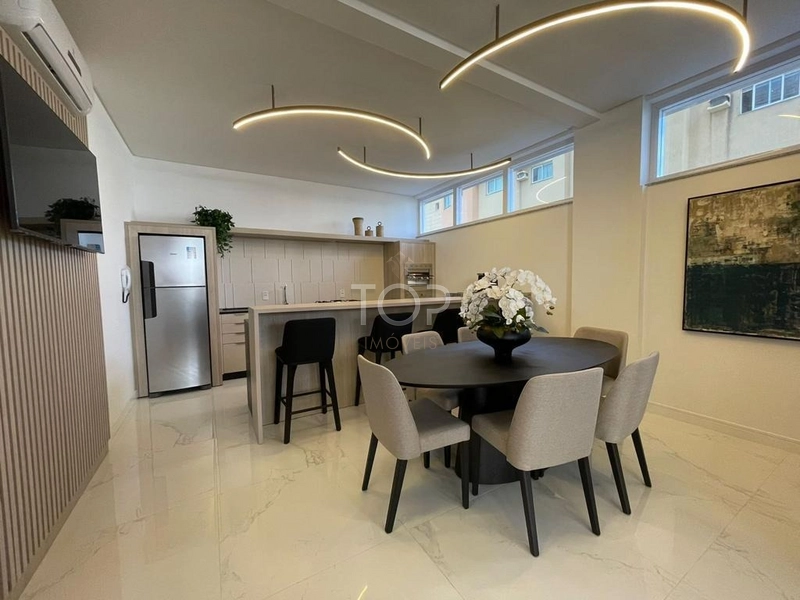 APARTAMENTO EM MEIA PRAIA PARA QUEM SONHA VIVER O VERAO O ANO TODO: 28ª foto da galeria de imagens do imóvel
