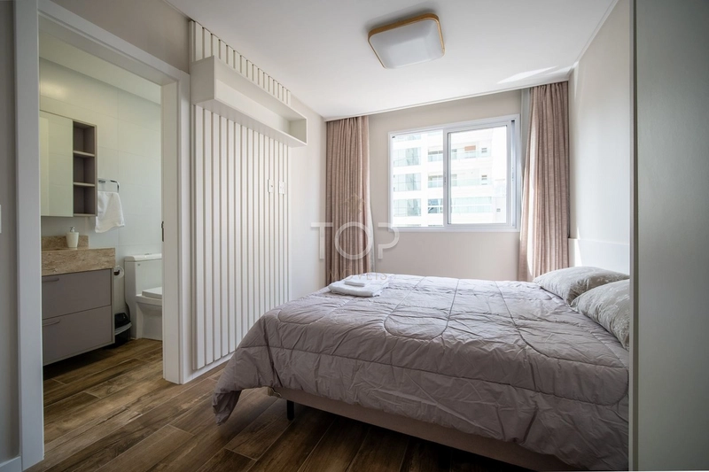 APARTAMENTO EM MEIA PRAIA PARA QUEM SONHA VIVER O VERAO O ANO TODO: 15ª foto da galeria de imagens do imóvel