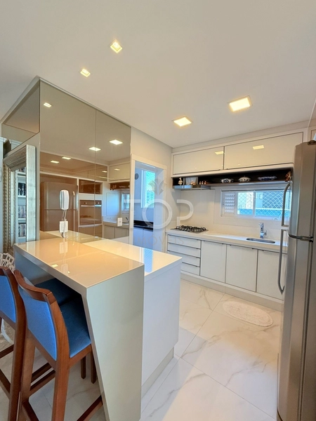 APARTAMENTO MOBILIADO EM MEIA PRAIA: 30ª foto da galeria de imagens do imóvel