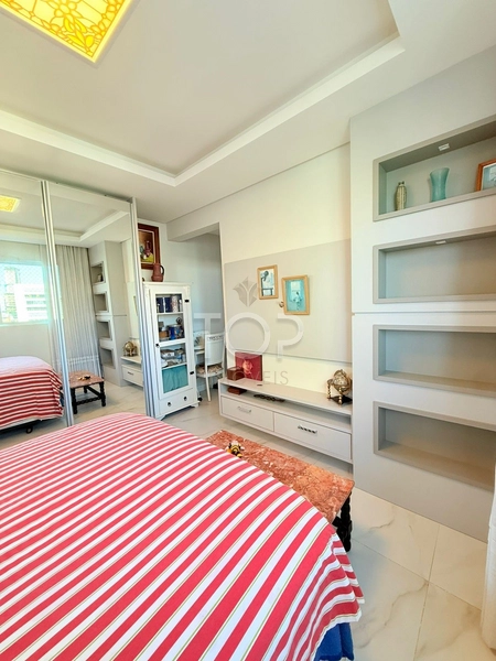 APARTAMENTO MOBILIADO EM MEIA PRAIA: 9ª foto da galeria de imagens do imóvel