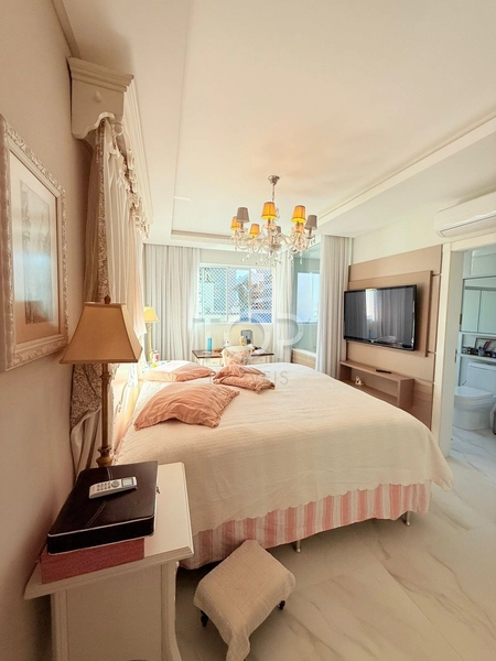 APARTAMENTO MOBILIADO EM MEIA PRAIA: 16ª foto da galeria de imagens do imóvel