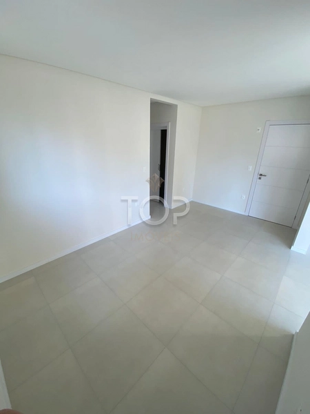 EXCELENTE APARTAMENTO NA MEIA PRAIA: 10ª foto da galeria de imagens do imóvel