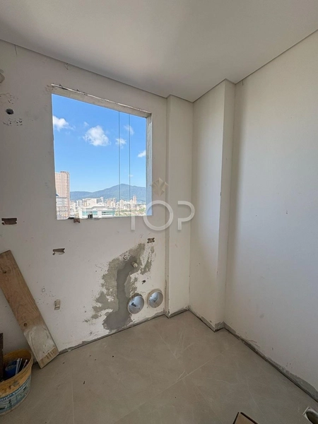 APARTAMENTO PRONTO EM ITAPEMA MEIA PRAIA: 4ª foto da galeria de imagens do imóvel