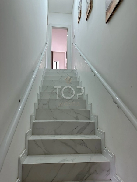 LINDO SOBRADO EM ITAPEMA: 17ª foto da galeria de imagens do imóvel