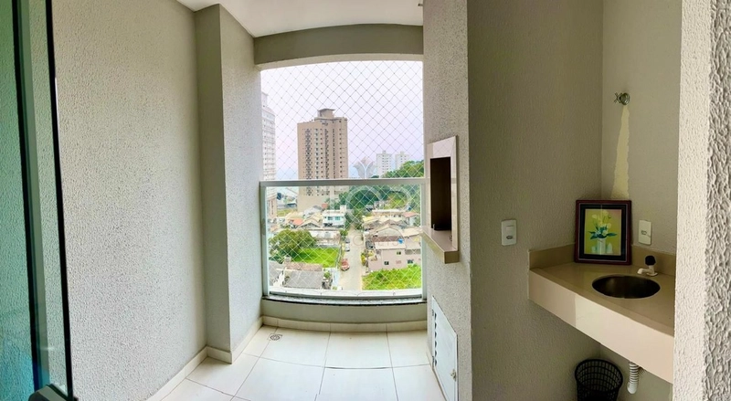 APARTAMENTO MOBILIADO EM ITAPEMA: 1ª foto da galeria de imagens do imóvel