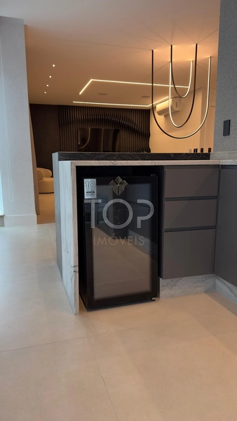 APARTAMENTO DECORADO EM MEIA PRAIA: 36ª foto da galeria de imagens do imóvel