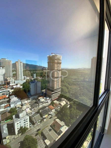 APARTAMENTO PRONTO COM VISTA PARA O MAR EM MEIA PRAIA: 11ª foto da galeria de imagens do imóvel