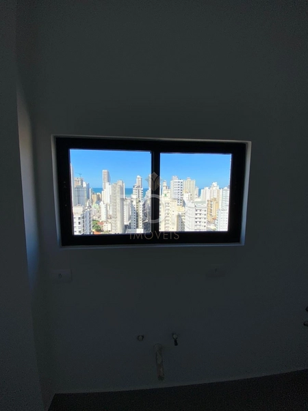 APARTAMENTO PRONTO COM VISTA PARA O MAR EM MEIA PRAIA: 13ª foto da galeria de imagens do imóvel