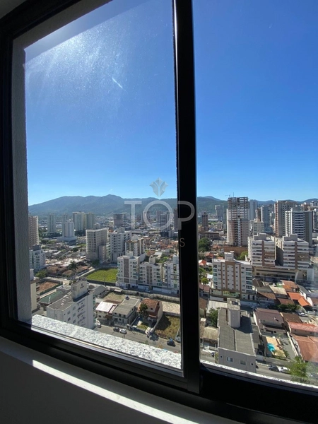 APARTAMENTO PRONTO COM VISTA PARA O MAR EM MEIA PRAIA: 39ª foto da galeria de imagens do imóvel