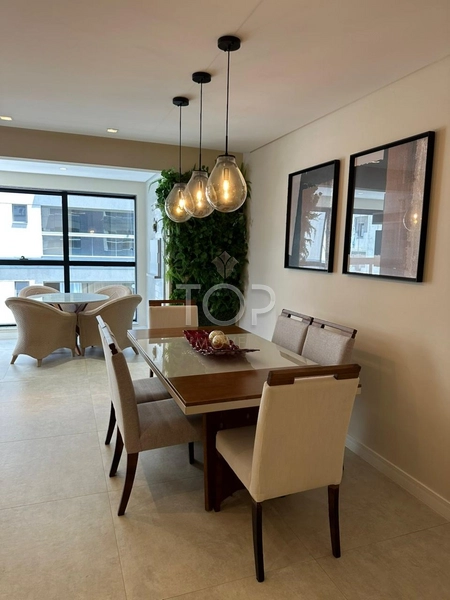 EMPREENDIMENTO FINAMENTE MOBILIADO EM MEIA PRAIA/ ITAPEMA: 3ª foto da galeria de imagens do imóvel