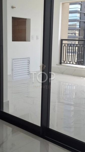 APARTAMENTO PRONTO DE ALTO PADRAO COM VISTA PARA O MAR EM MEIA PRAIA: 19ª foto da galeria de imagens do imóvel