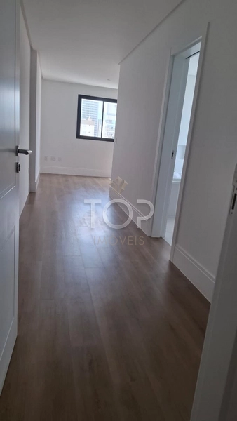 APARTAMENTO PRONTO DE ALTO PADRAO COM VISTA PARA O MAR EM MEIA PRAIA: 22ª foto da galeria de imagens do imóvel