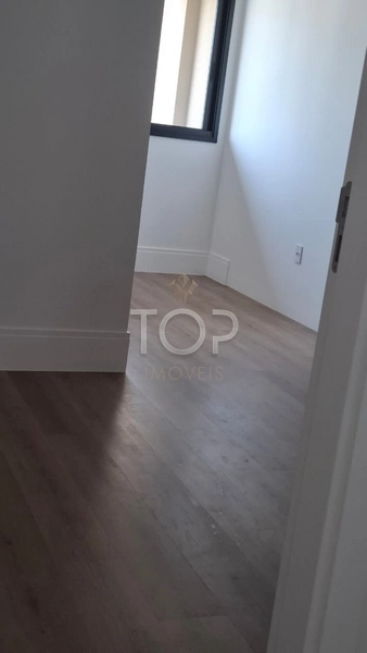 APARTAMENTO PRONTO DE ALTO PADRAO COM VISTA PARA O MAR EM MEIA PRAIA: 31ª foto da galeria de imagens do imóvel