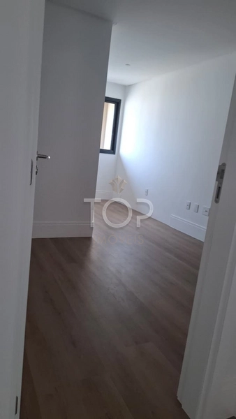 APARTAMENTO PRONTO DE ALTO PADRAO COM VISTA PARA O MAR EM MEIA PRAIA: 26ª foto da galeria de imagens do imóvel