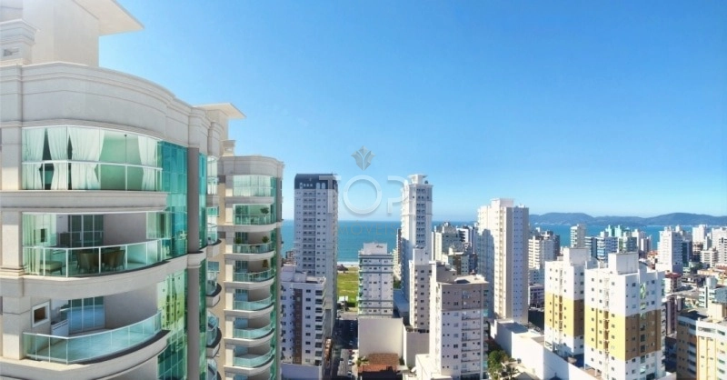 PENTHOUSE PURO LUXO A 250M DO MAR EM MEIA PRAIA: 3ª foto da galeria de imagens do imóvel