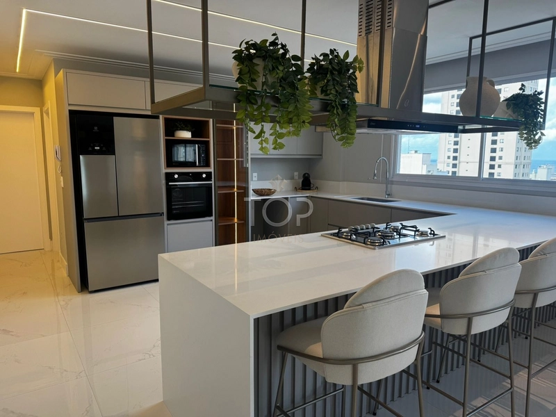 PENTHOUSE PURO LUXO A 250M DO MAR EM MEIA PRAIA: 8ª foto da galeria de imagens do imóvel