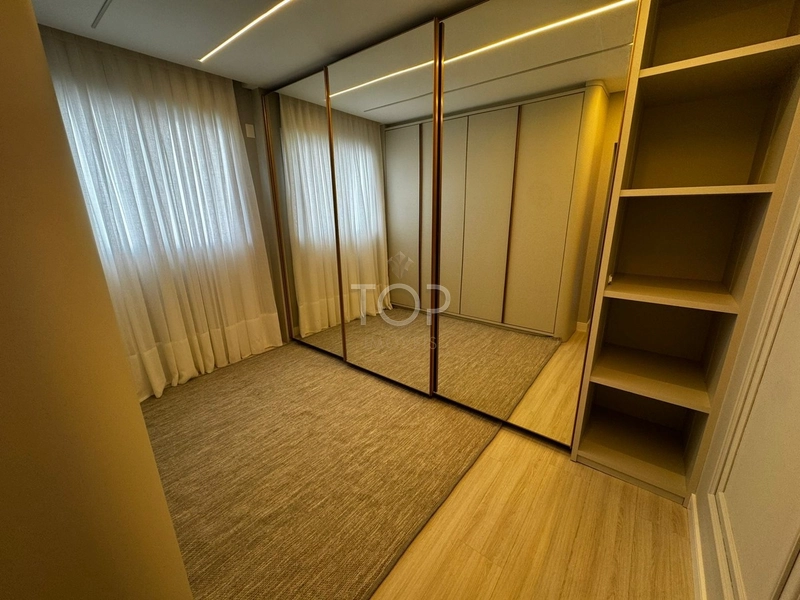 PENTHOUSE PURO LUXO A 250M DO MAR EM MEIA PRAIA: 15ª foto da galeria de imagens do imóvel