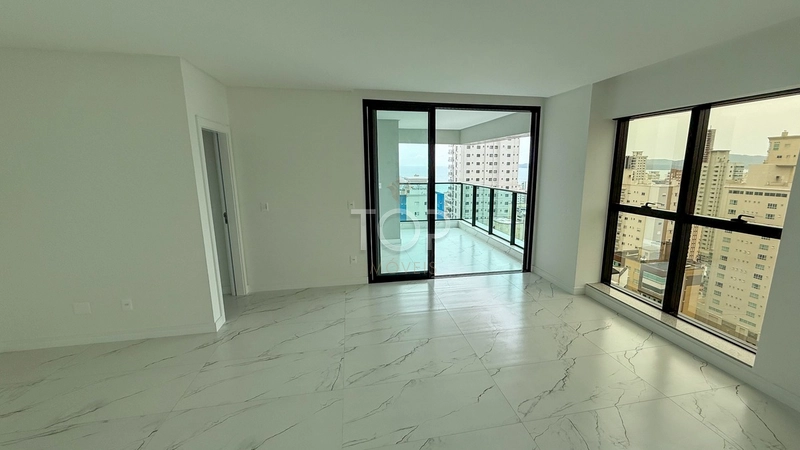 APARTAMENTO PRONTO EM MEIA PRAIA: 15ª foto da galeria de imagens do imóvel