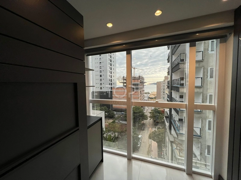 FINAMENTE MOBILIADO COM VISTA MAR NO PEREQUÊ: 4ª foto da galeria de imagens do imóvel