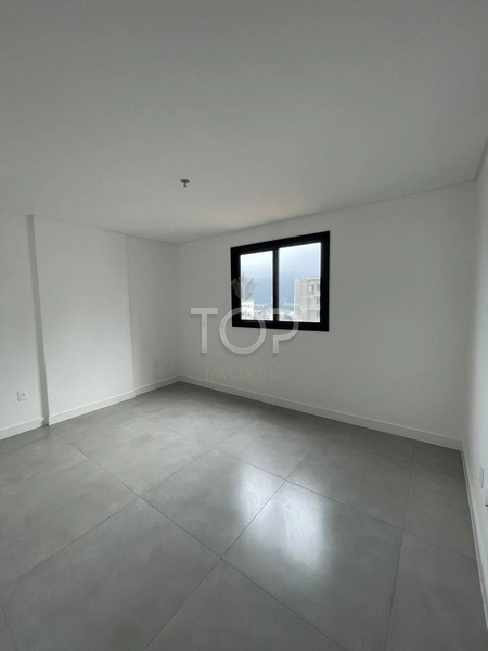 FLAT PRONTO EM ITAPEMA: 2ª foto da galeria de imagens do imóvel