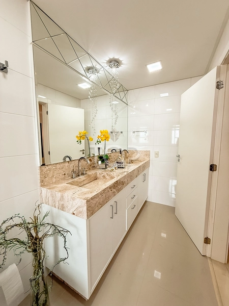 APARTAMENTO MOBILIADO PRONTO PARA MORAR EM MEIA PRAIA: 29ª foto da galeria de imagens do imóvel