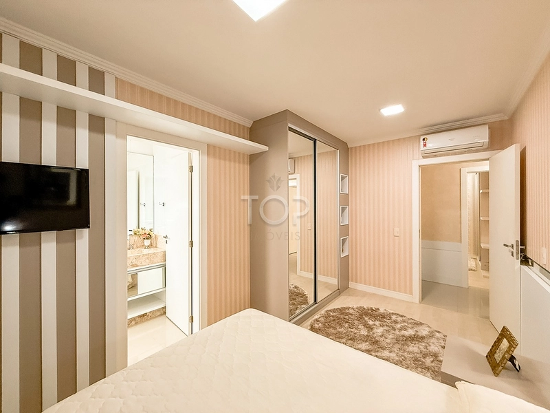 APARTAMENTO MOBILIADO PRONTO PARA MORAR EM MEIA PRAIA: 14ª foto da galeria de imagens do imóvel