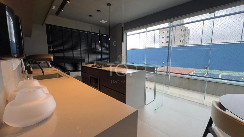 APARTAMENTO FINAMENTE MOBILIADO EM MEIA PRAIA: 40ª foto da galeria de imagens do imóvel