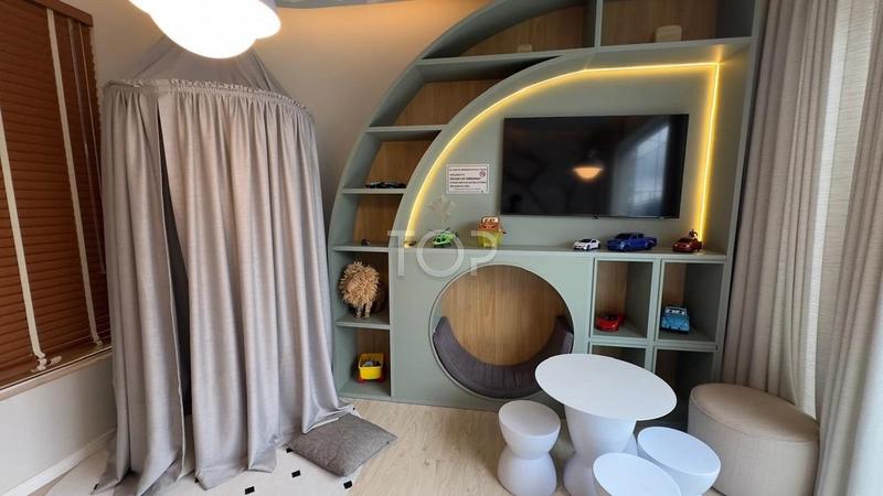 APARTAMENTO FINAMENTE MOBILIADO EM MEIA PRAIA: 35ª foto da galeria de imagens do imóvel