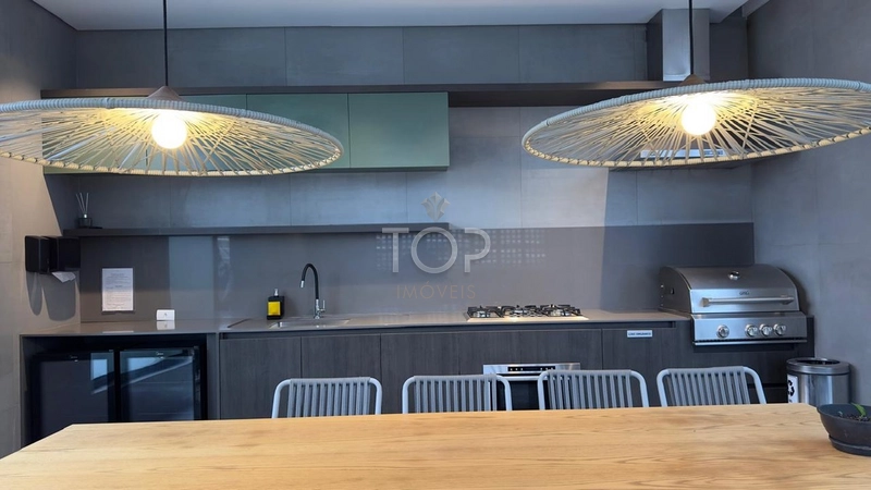 APARTAMENTO FINAMENTE MOBILIADO EM MEIA PRAIA: 33ª foto da galeria de imagens do imóvel