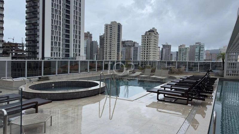 APARTAMENTO FINAMENTE MOBILIADO EM MEIA PRAIA: 30ª foto da galeria de imagens do imóvel