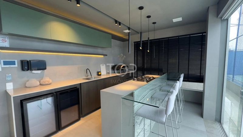 APARTAMENTO FINAMENTE MOBILIADO EM MEIA PRAIA: 41ª foto da galeria de imagens do imóvel