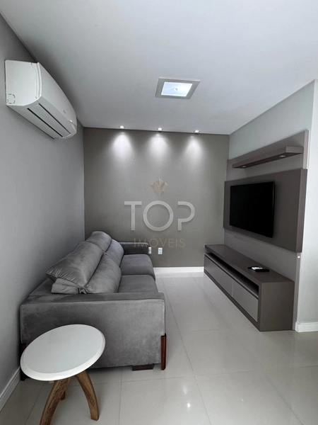 APARTAMENTO MOBILIADO EM MEIA PRAIA: 1ª foto da galeria de imagens do imóvel