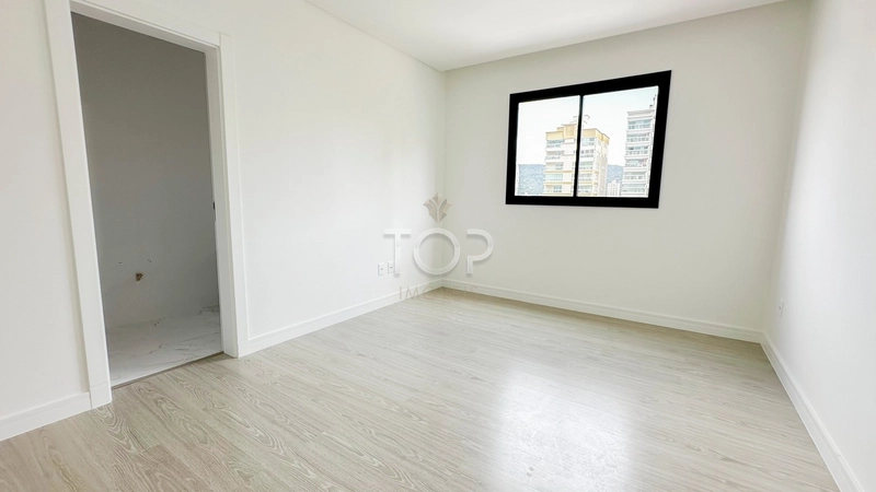 APARTAMENTO PRONTO EM MEIA PRAIA: 11ª foto da galeria de imagens do imóvel