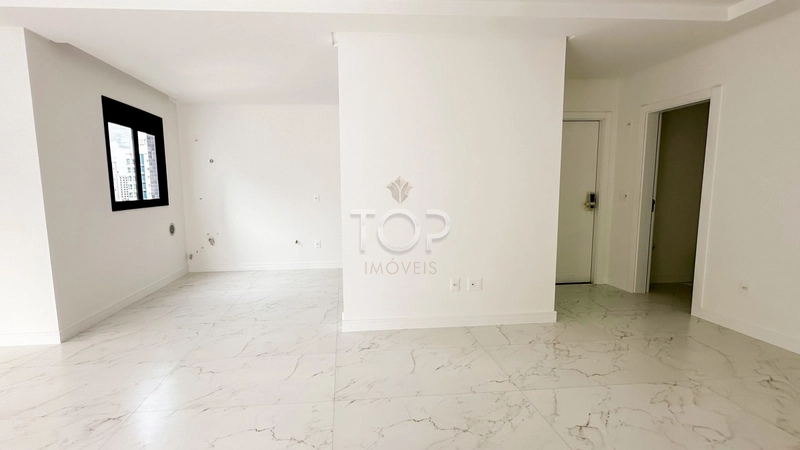 APARTAMENTO PRONTO EM MEIA PRAIA: 8ª foto da galeria de imagens do imóvel