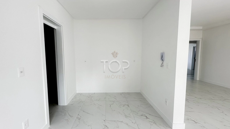 APARTAMENTO PRONTO EM MEIA PRAIA: 10ª foto da galeria de imagens do imóvel